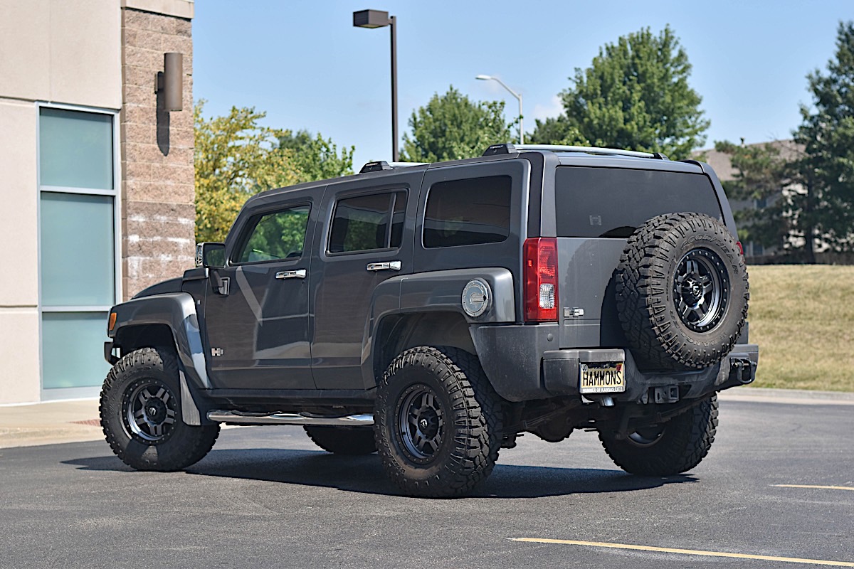 Hummer H3 with Fuel 1-Piece Wheels Anza - D558